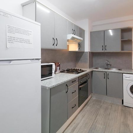 Apartamentos Maja Бенидорм Экстерьер фото